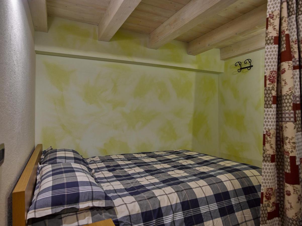 Roberta Apartments فالبلين المظهر الخارجي الصورة